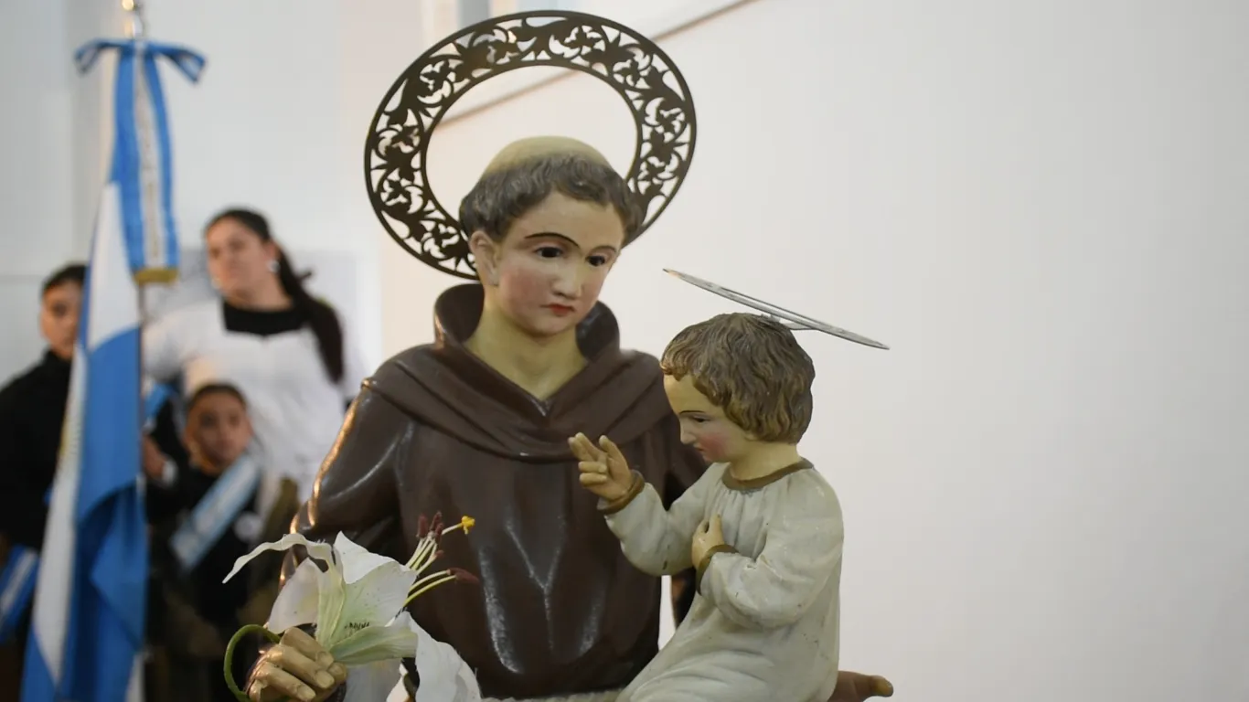 EL LUNES PRÓXIMO ARRANCA LA SEMANA PATRONAL EN HONOR A SAN ANTONIO CON MISAS, CENAS Y BAILE