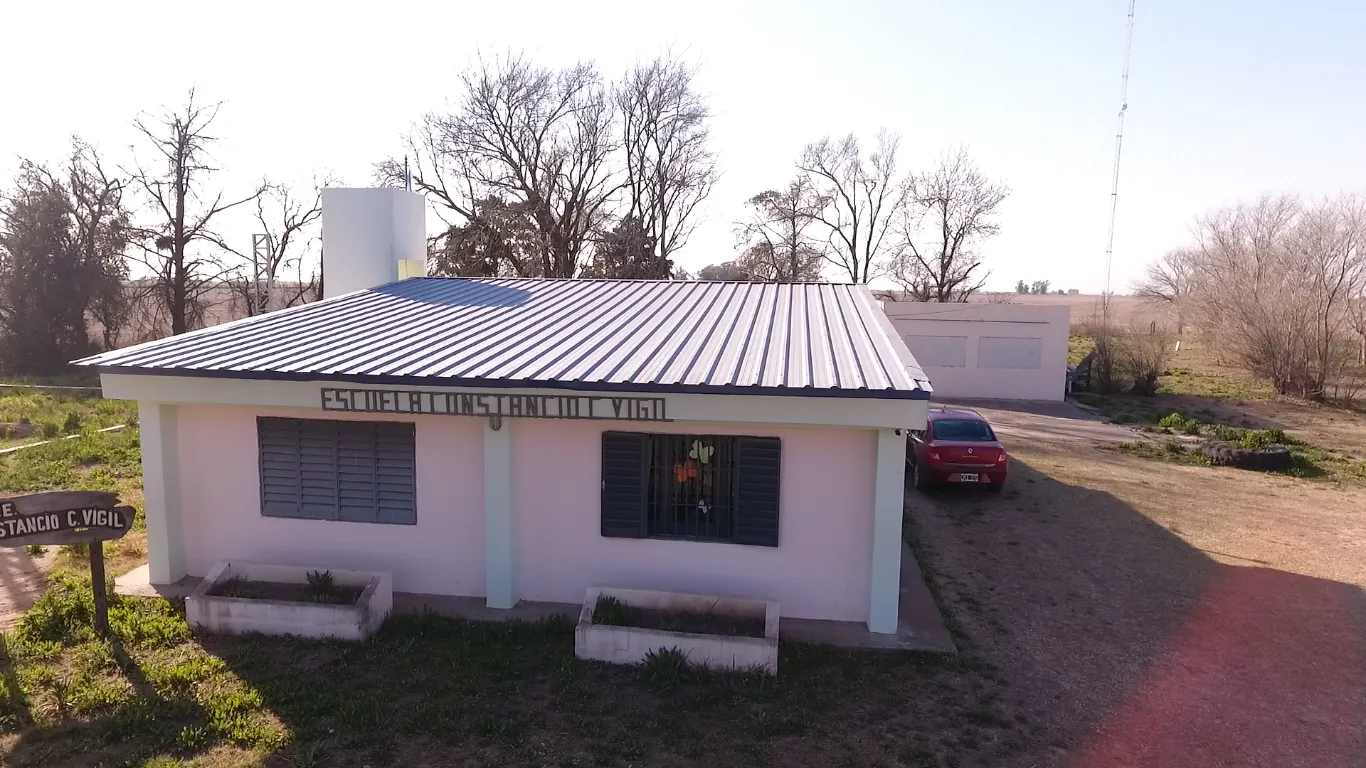 LA ESCUELA CONSTANCIO CECILIO VIGIL DE CAMPO TIBALDI CUMPLE 61 AÑOS