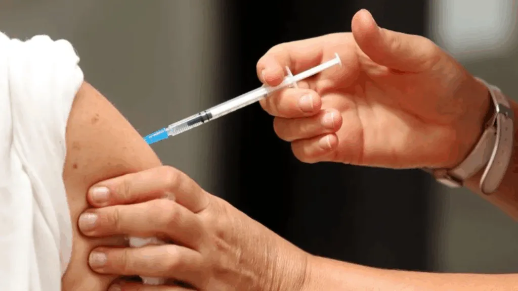 SALUD: CONTINÚA LA VACUNACIÓN CONTRA EL DENGUE