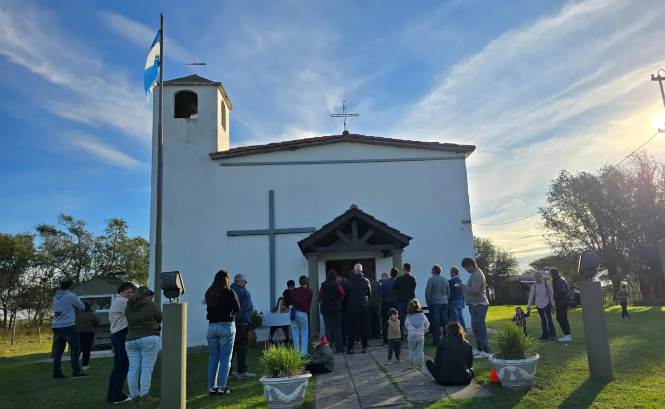 LA CAPILLA SANTA RITA Y LA COOPERADORA LIBERTAD LANZAN SORTEO DE NÚMEROS CON 5 PREMIOS