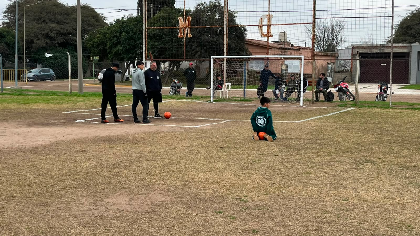 TÍO PUJIO VIBRÓ CON EL GRAN CAMPEONATO DE PENALES EN EL DEPORTIVO