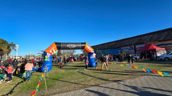 GRAN FESTEJO DEL DÍA DEL NIÑO EN TÍO PUJIO: JUEGOS, CHOCOLATE Y MUCHA DIVERSIÓN EN EL PREDIO DEL FERROCARRIL