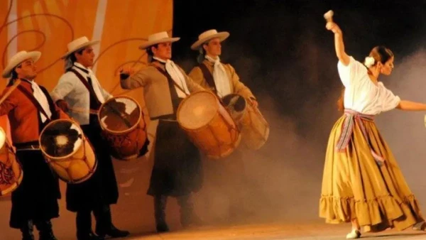 DÍA INTERNACIONAL DEL FOLKLORE