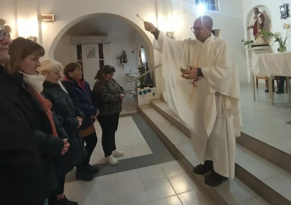 COMENZÓ LA NOVENA PATRONAL EN HONOR A SANTA ROSA DE LIMA CON UN EMOTIVO RECONOCIMIENTO A LOS CATEQUISTAS