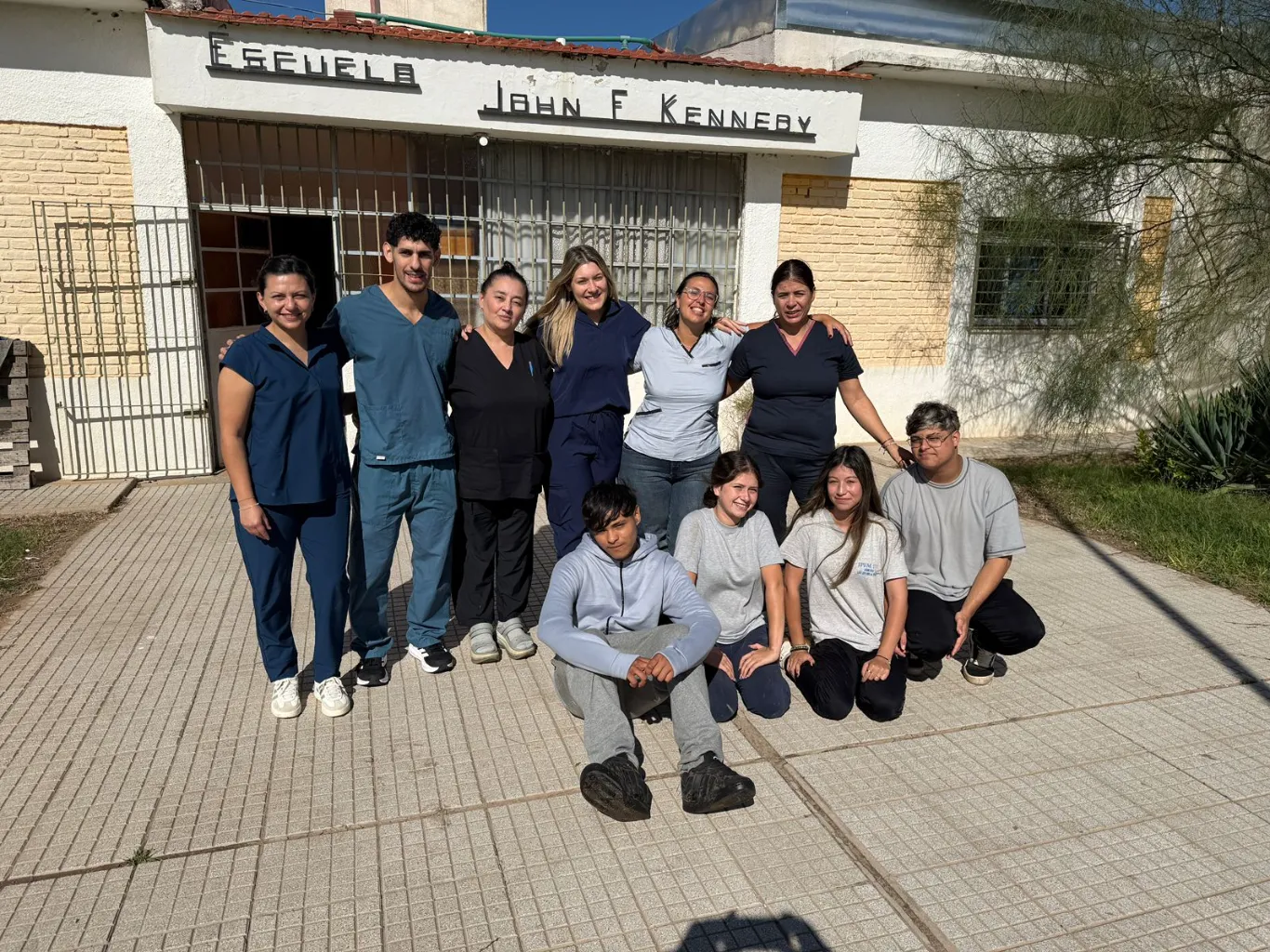 EL EQUIPO DEL DISPENSARIO RECORRIÓ ESCUELAS RURALES CON CONTROLES DE SALUD Y VACUNACIÓN