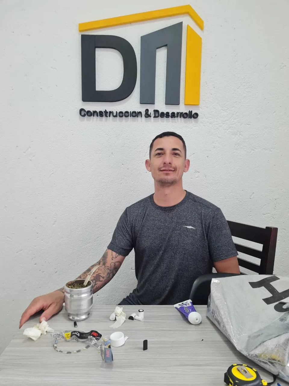 CREANDO FUTURO: EL QUE SOÑABA CON PAREDES Y TERMINÓ HACIENDO CASAS
