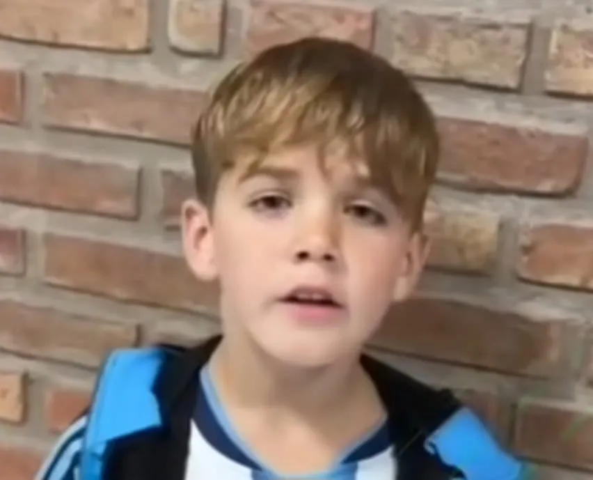 MATEO, DE 10 AÑOS: EL ALUMNO DE TÍO PUJIO QUE LE ESCRIBIÓ UNA CANCIÓN A LA SELECCIÓN ARGENTINA